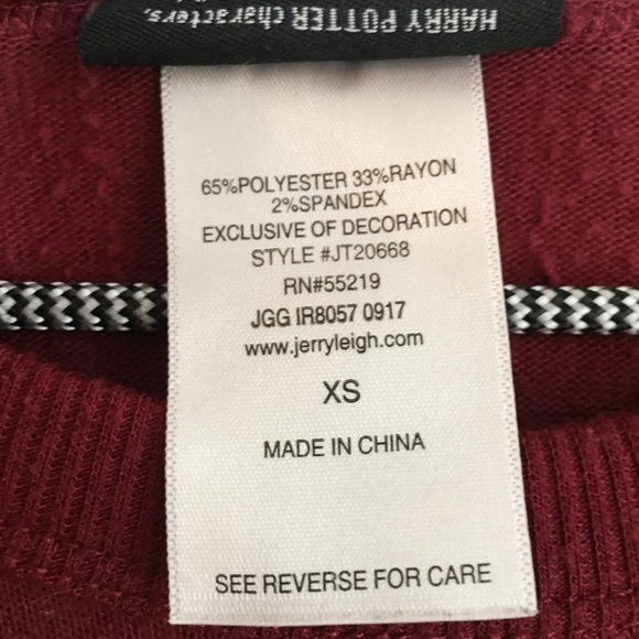 Harry Potter Gryffindor Sweater Burgundy Size Extra Small - Picture 4 of 8